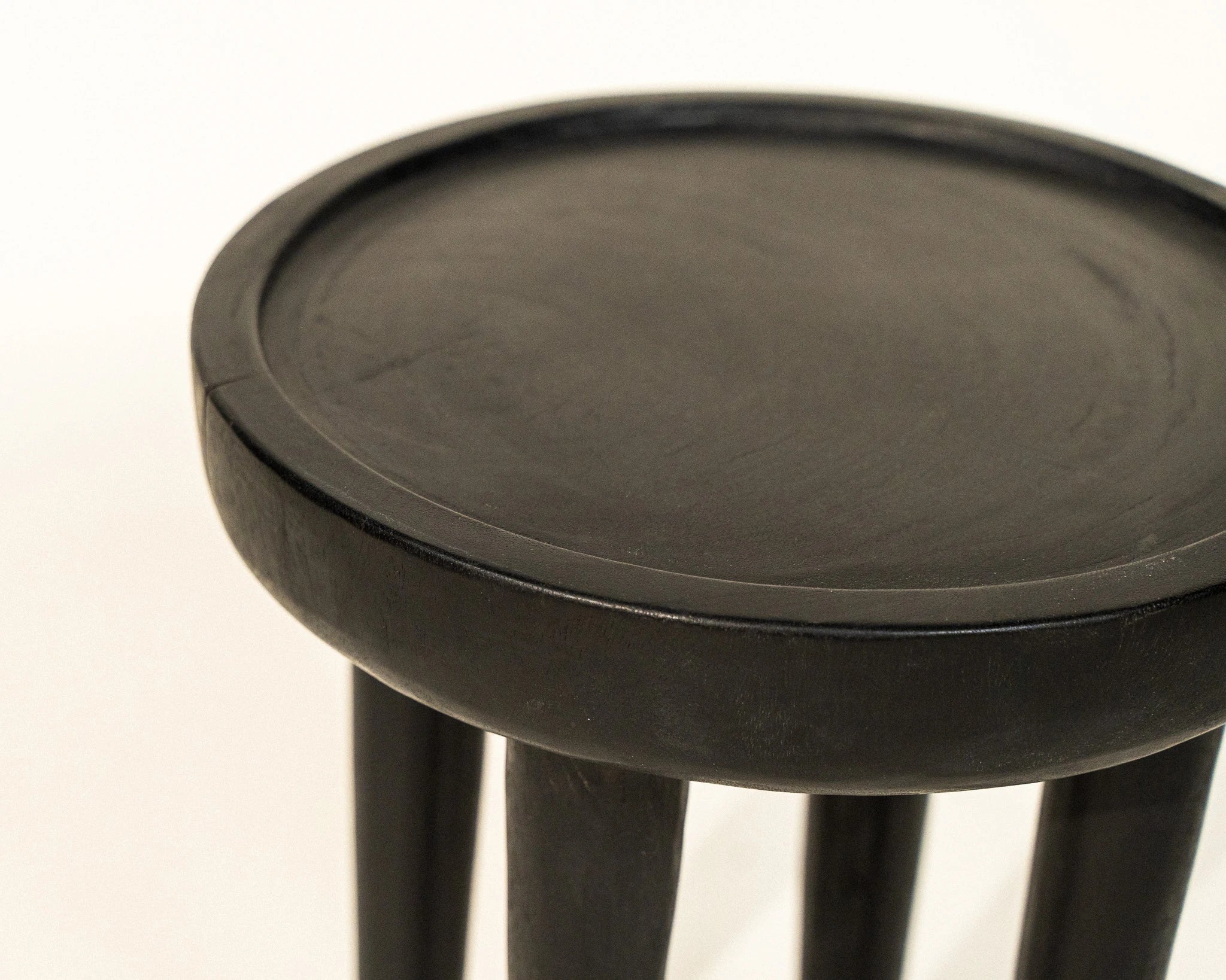 Burnt wood (black)