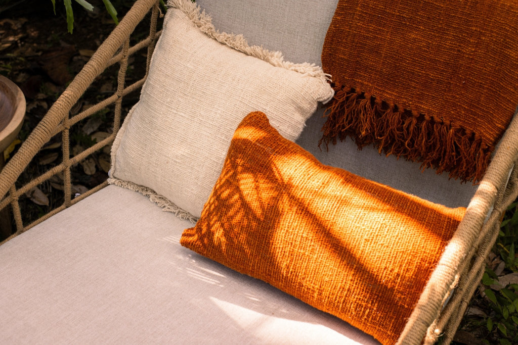 Stylish cushions and throws for cozy living