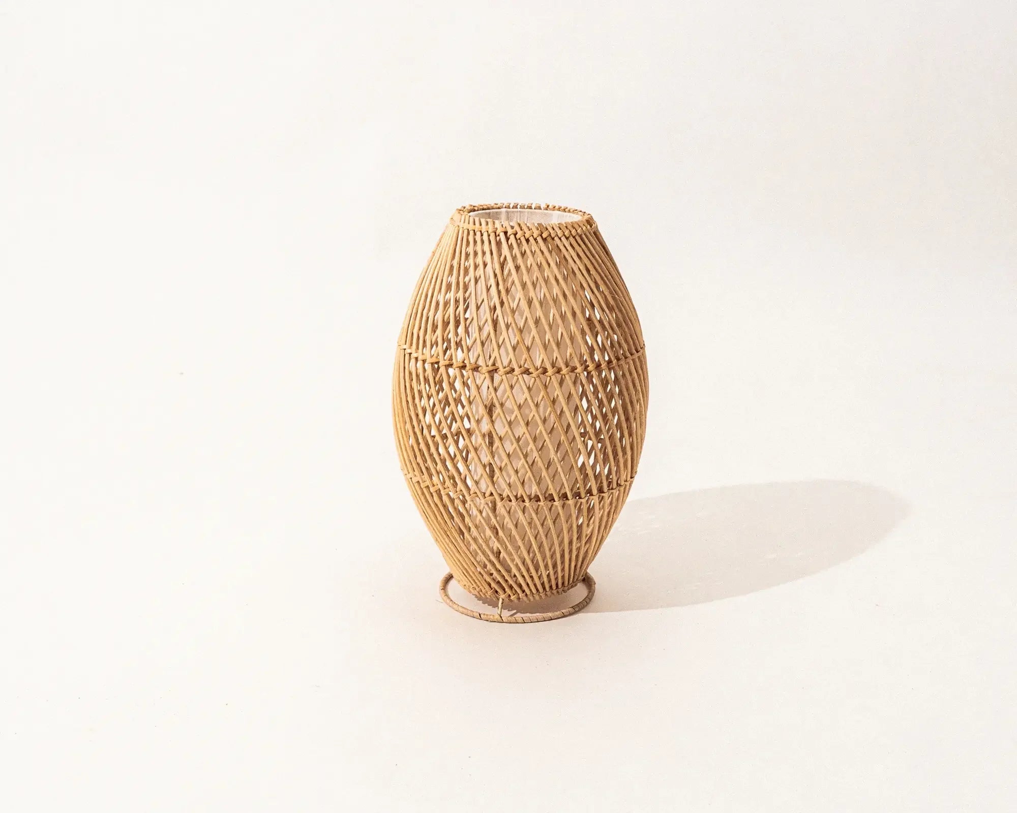 Lirosa Rattan Table Lamp